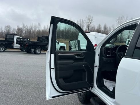 New 2026 Chevrolet Silverado 2500 LT w/ Trail Boss Package image 13