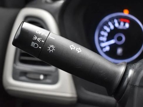 Used 2021 Honda HR-V LX image 27