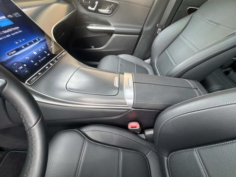 Used 2026 Mercedes-Benz GLC 300 4MATIC image 24
