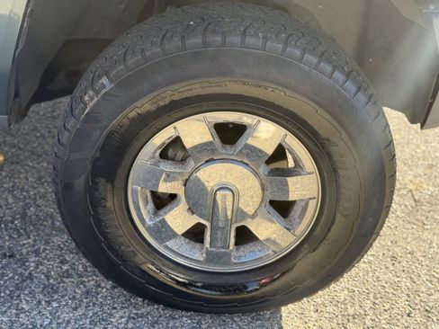 Used 2007 HUMMER H3 Base 4dr SUV 4WD w/ Chrome Appearance Package image 30