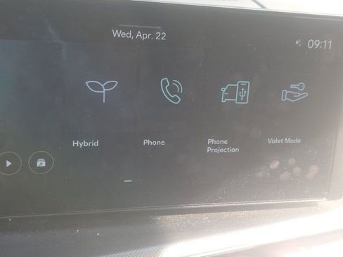 Used 2025 Hyundai Santa Fe SEL FWD image 12