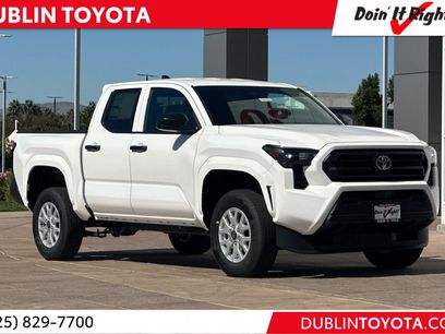 New 2026 Toyota Tacoma SR