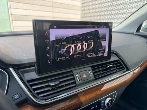 Certified 2025 Audi Q5 Premium w/ Convenience Plus Package AWD/4WD image 15
