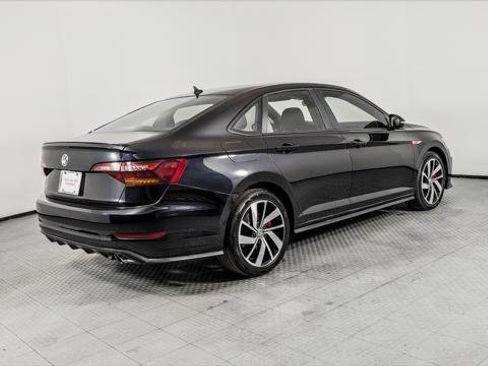 Used 2019 Volkswagen Jetta GLI FWD image 8