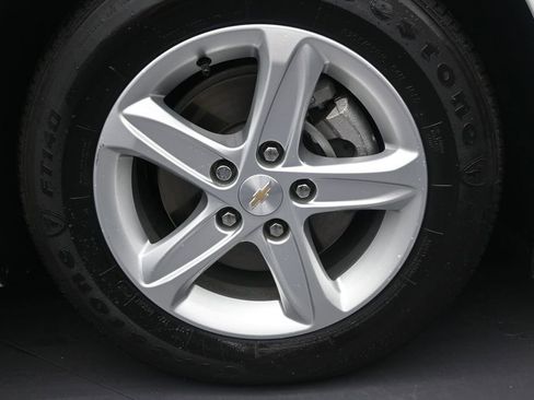 Used 2024 Chevrolet Malibu LS FWD image 16