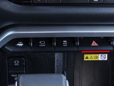 Used 2024 Toyota Tundra Platinum image 30