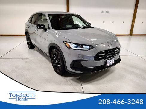 Used 2024 Honda HR-V Sport image 1