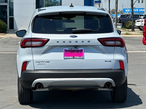 Used 2025 Ford Escape Active AWD/4WD image 6