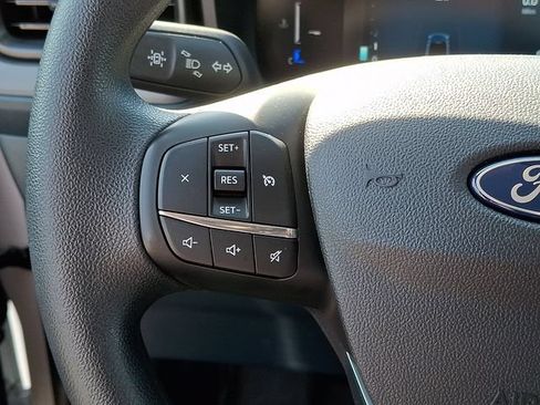Used 2026 Ford Maverick XL AWD/4WD image 17