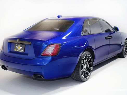 Used 2022 Rolls-Royce Ghost Black Badge image 6