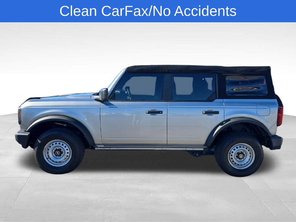 Used 2023 Ford Bronco 4-Door AWD/4WD image 2