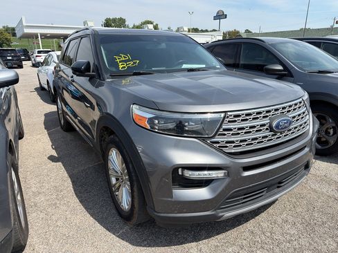 Used 2021 Ford Explorer Limited w/ Equipment Group 301A RWD image 1