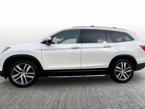 Used 2016 Honda Pilot Elite image 5