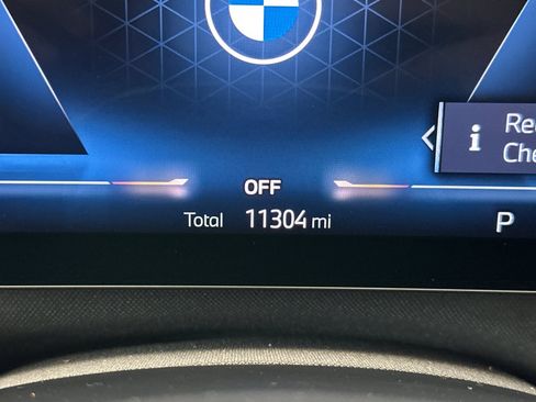 Certified 2023 BMW 740i RWD image 23