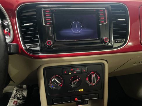 Used 2016 Volkswagen Beetle 1.8T SE image 34