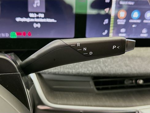 Used 2024 Lucid Air Pure RWD image 24