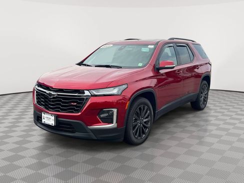 Used 2023 Chevrolet Traverse RS AWD/4WD image 3