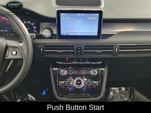 Used 2022 Lincoln Corsair AWD w/ Premium Package image 24