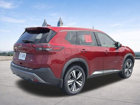 Certified 2023 Nissan Rogue SL w/ SL Premium Package FWD image 5