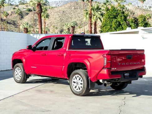 Used 2024 Toyota Tacoma 4x4 Double Cab image 6