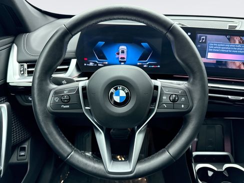 Used 2025 BMW X1 xDrive28i w/ Technology Package AWD/4WD image 12