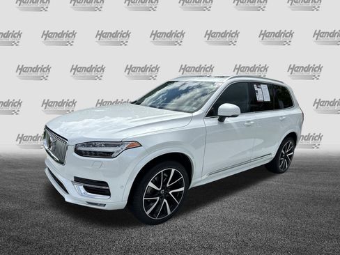 Used 2023 Volvo XC90 B6 Plus AWD/4WD image 5