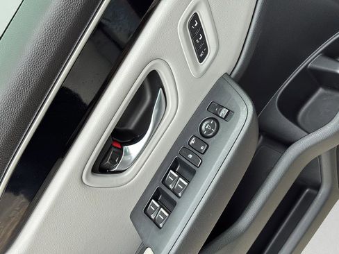 Used 2023 Honda Pilot Touring image 22