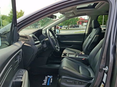 Certified 2025 Honda Odyssey EX-L image 16