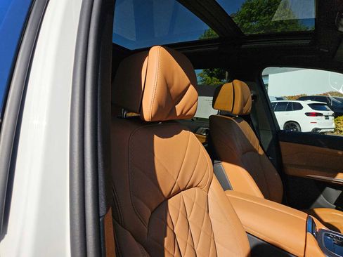 New 2026 BMW X5 M60i w/ Executive Package image 13