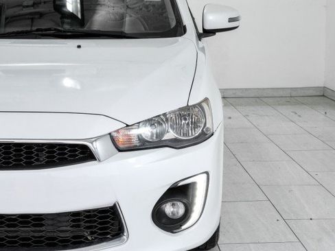 Used 2016 Mitsubishi Lancer ES FWD image 39