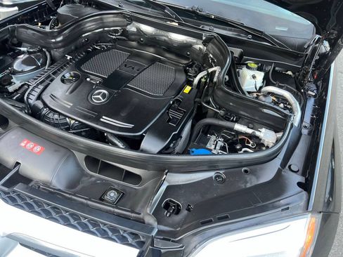 Used 2014 Mercedes-Benz GLK 350 4MATIC w/ Premium 1 Package image 16