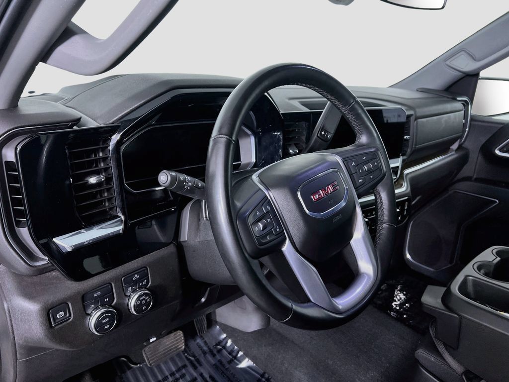 Certified 2025 GMC Sierra 1500 Elevation AWD/4WD image 7