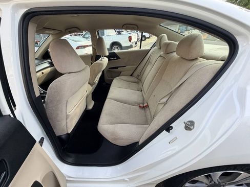 Used 2013 Honda Accord LX image 53