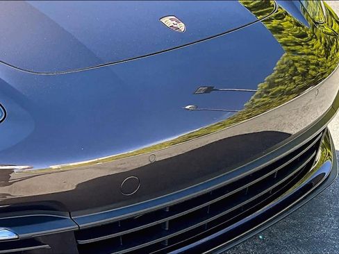 Used 2018 Porsche Panamera image 28