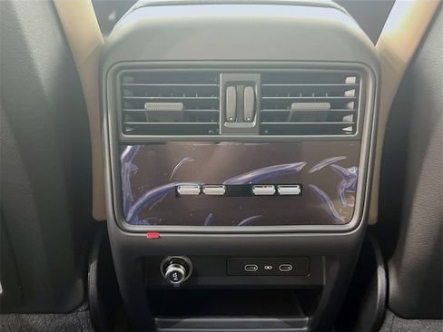 New 2026 Porsche Cayenne Base image 27