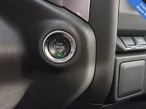 Used 2025 Chevrolet Silverado 1500 W/T image 31