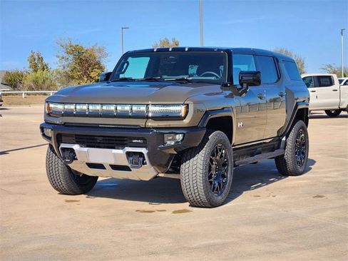 New 2026 GMC Hummer EV SUV image 3