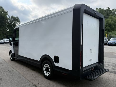Used 2024 Chevrolet Brightdrop 600 w/ Commercial Equipment Package AWD/4WD image 5