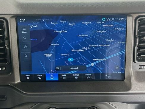 Used 2025 Ford Bronco Badlands image 15