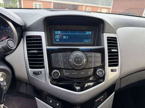 Used 2012 Chevrolet Cruze LS w/ Connectivity Package FWD image 13