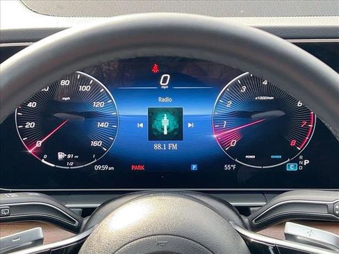 Used 2025 Mercedes-Benz GLE 350 4MATIC image 11