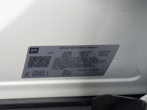 Certified 2024 Buick Encore GX Preferred AWD/4WD image 37