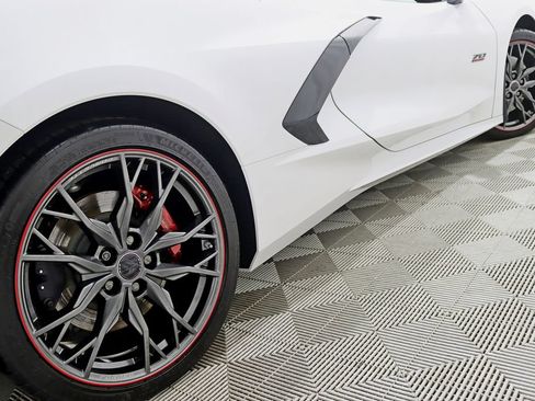Used 2023 Chevrolet Corvette Stingray Premium Conv w/ Z51 Performance Package RWD image 12