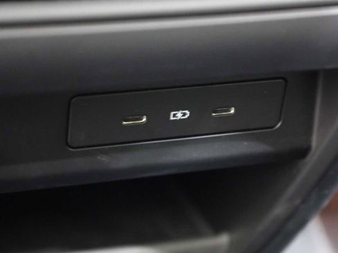 Certified 2025 Porsche Cayenne E-Hybrid image 35