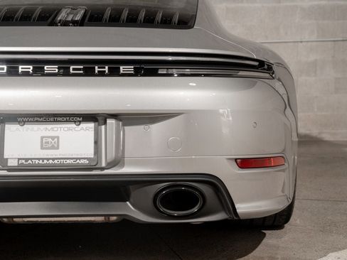 Used 2025 Porsche 911 Carrera T RWD image 10