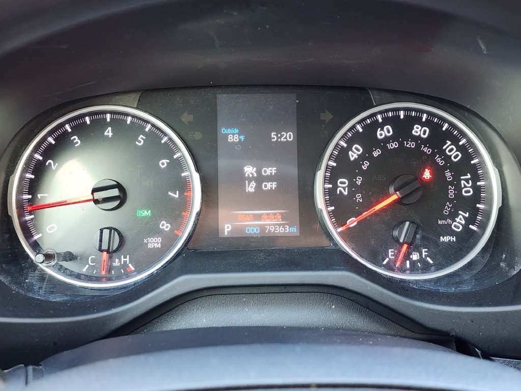 Used 2022 Toyota RAV4 XLE FWD image 30