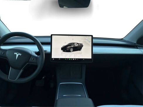 Used 2024 Tesla Model Y Long Range AWD/4WD image 14