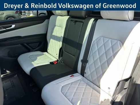 New 2026 Volkswagen Atlas Cross Sport SEL Premium R-Line AWD/4WD image 28
