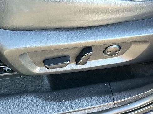 Used 2022 Mitsubishi Outlander SEL FWD image 17