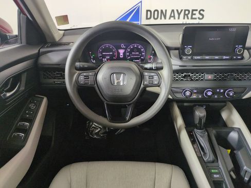 Certified 2025 Honda Accord LX image 16